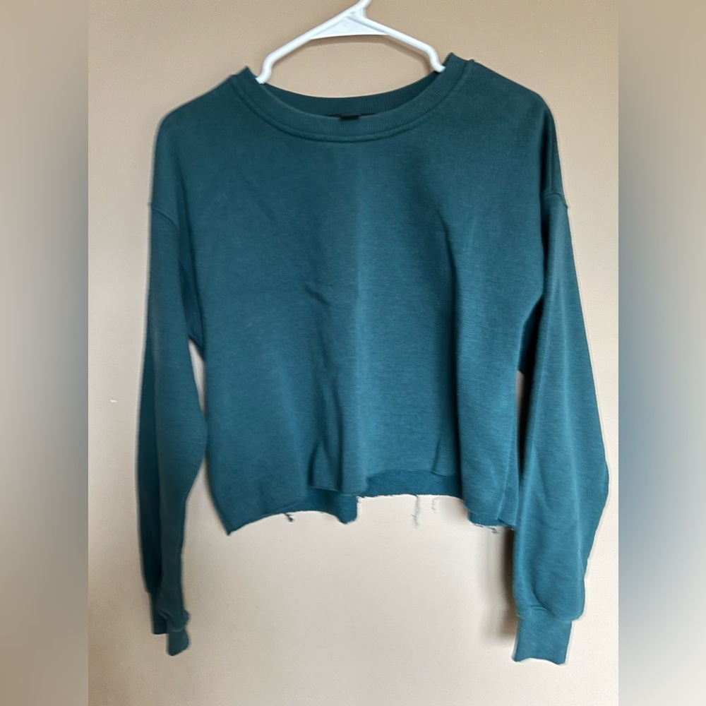 Cropper Crewneck